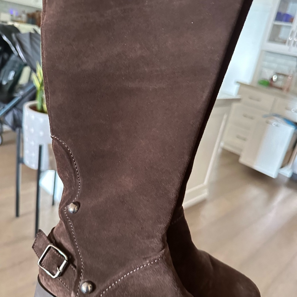 Giancarlo Paoli chocolate suede, tall boots - Picture 4 of 5
